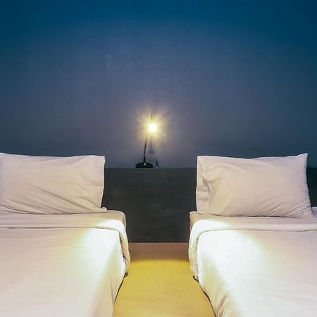 Fulfill Phuket - Sha Hostel Kamer foto
